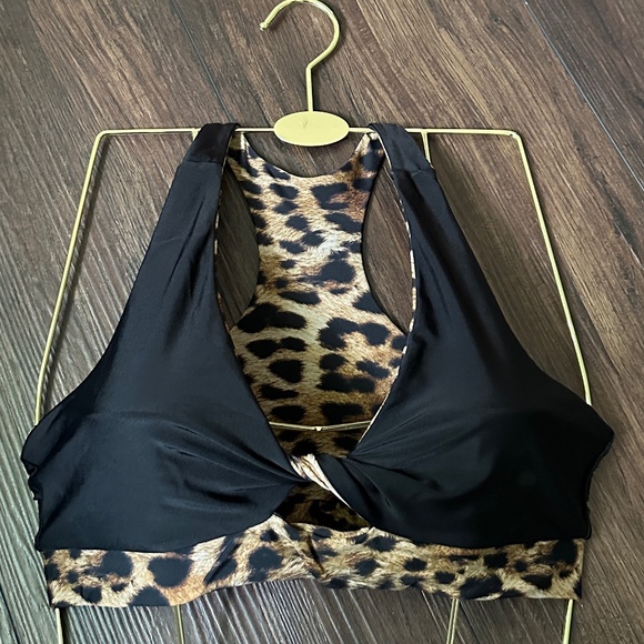 LEOPARD PRINT TWIST SPORTS BRA - Picture 3 of 4